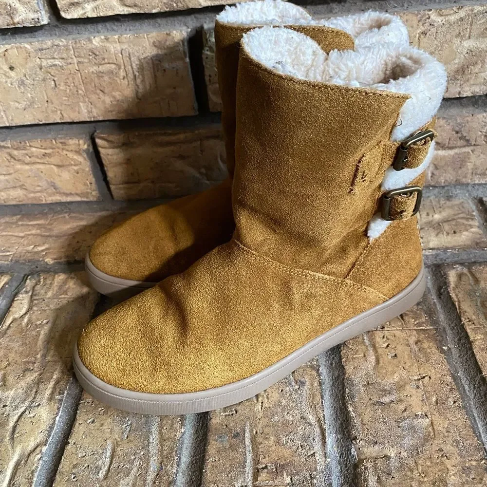 Brown koolaburra booties‎